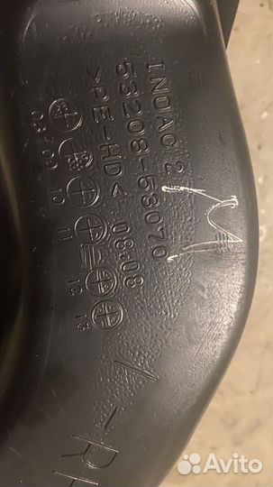 Воздухозаборник на супорт Lexus is250