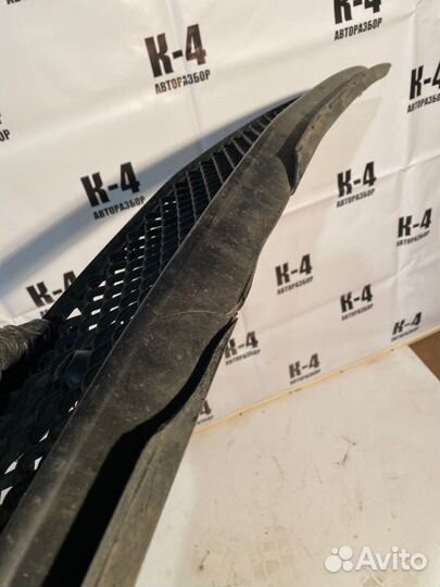 Решетка в бампер передняя Mercedes-Benz S-Class