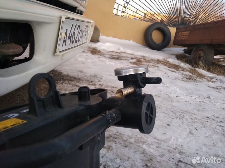 Радиатор двигателя Toyota Wish ZGE 20