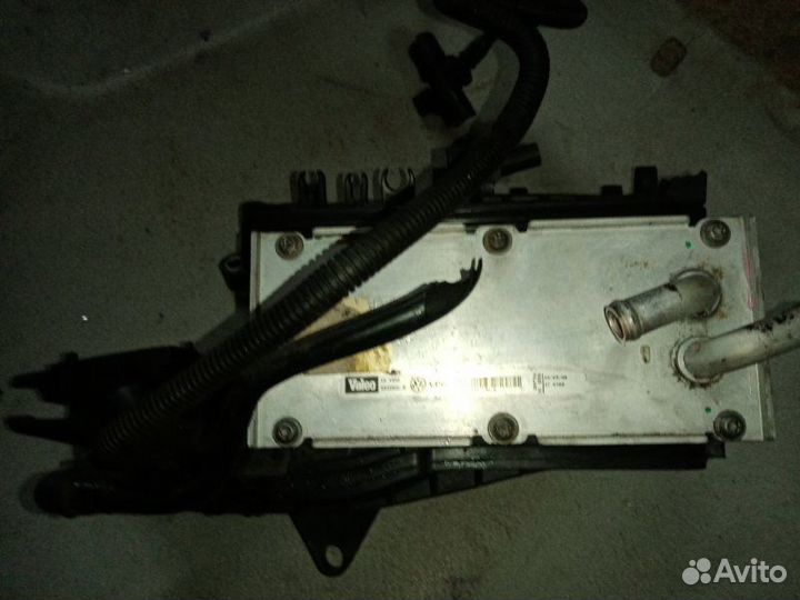 Коллектор впускной Volkswagen Passat B6 CAX 2008