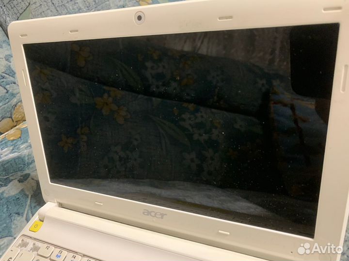 Нетбук acer aspire one happy2