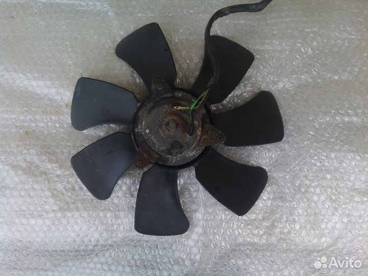 Ниссан Максима А 33- вентилятор охлаждения двс