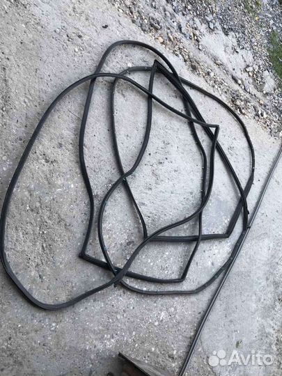 Уплотнители дверей Toyota Caldina st-210