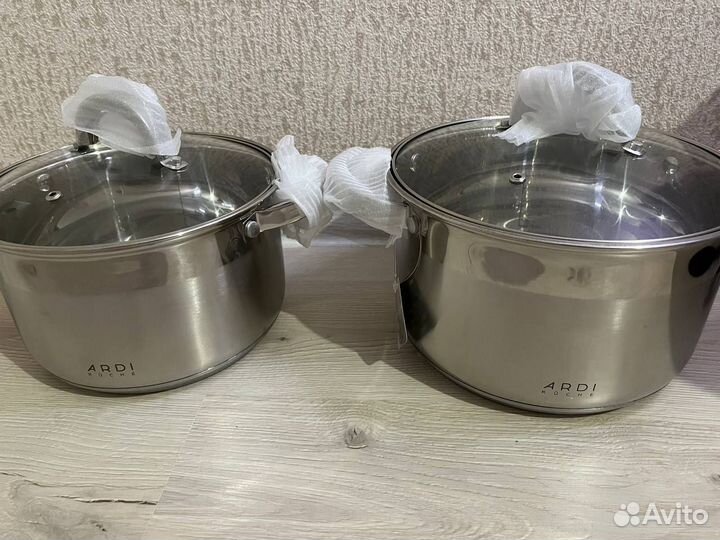 Кастрюля из нержавейки новые