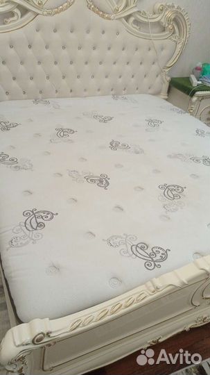 Химчистка мягкой мебели.Уборка