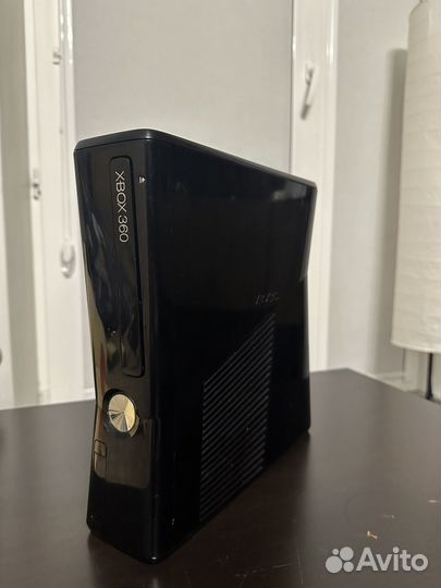 Xbox 360 slim freeboot
