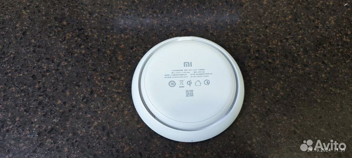 Беспроводная зарядка Xiaomi Wireless Charger 20W