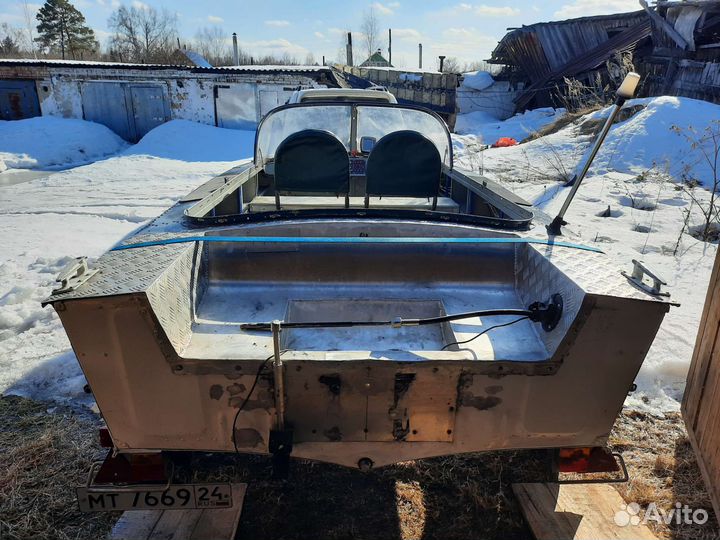 Мотолодка Прогресс 2