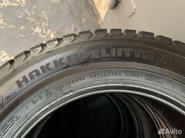 Nokian Tyres Hakkapeliitta 5 215/60 R16 99T