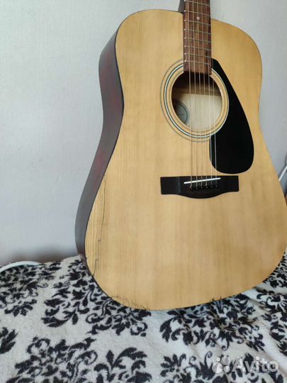 Акустическая гитара Yamaha f310