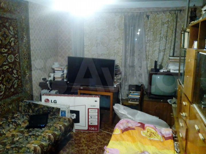 2-к. квартира, 55 м², 4/14 эт.