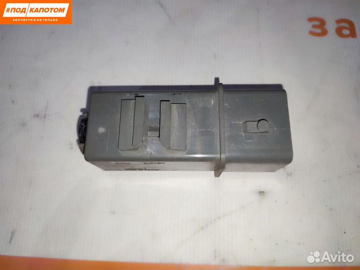 Реле накала свечей Kia Sportage 4 2016 368302F760