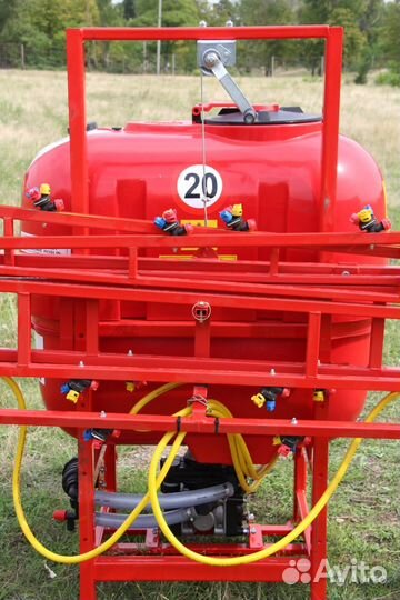 Опрыскиватель Lisicki P035, 2022