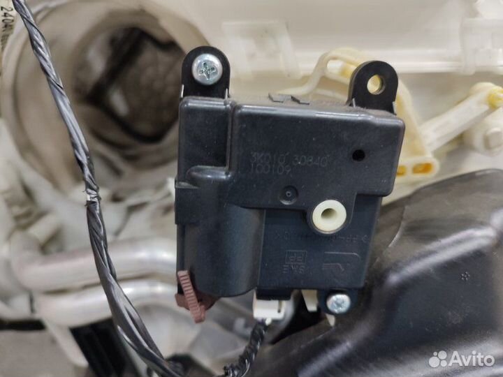 Корпус печки Nissan X-Trail NT31-105853 MR20DE