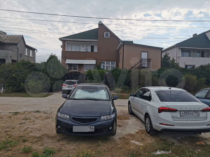 Комната 25 м², 3/3 эт.