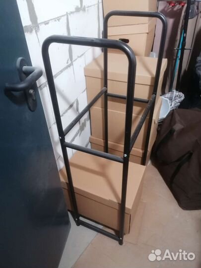 Стойка для хранения колес