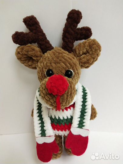 Олень, вязаная мягкая новогодняя игрушка