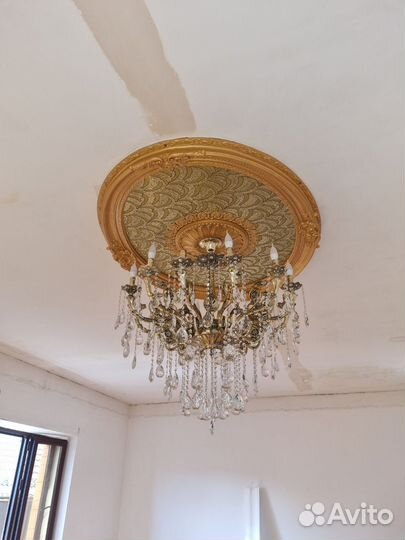 Люстра и тарелка