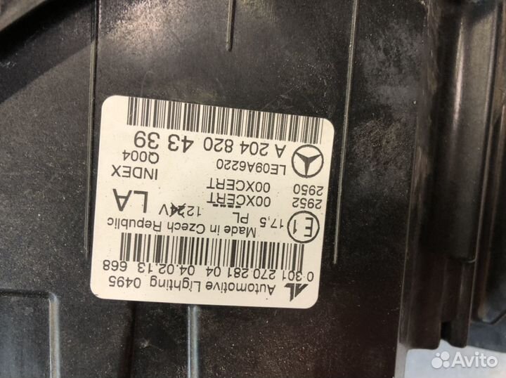 Фара Левая на Mercedes W204 C 204 оригинал