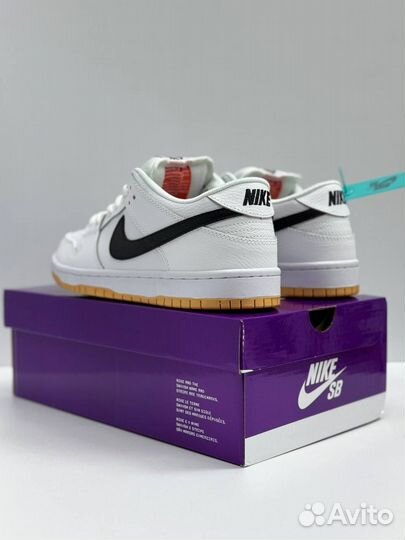 Кроссовки Nike dunk белые 5