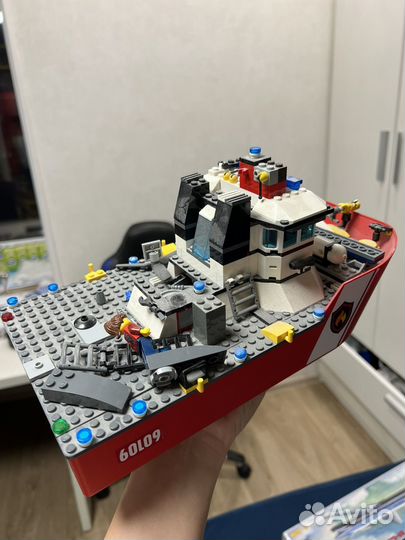 Lego за шоколадку