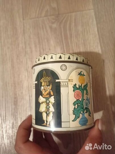 Жестяная банка из под чая СССР