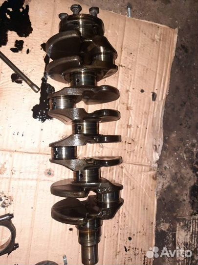 Коленвал Peugeot 307 2003 0501J9