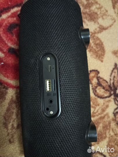 Музыкальная колонка с блютузом