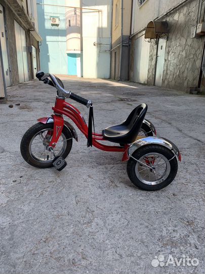 Трёхколёсный детский велосипед Schwinn