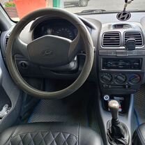 Hyundai Accent 1.5 MT, 2011, 208 000 км, с пробегом, цена 650 000 руб.