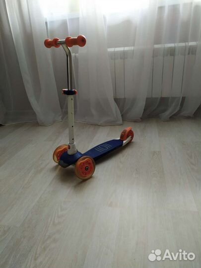 Самокат детский трехколесный