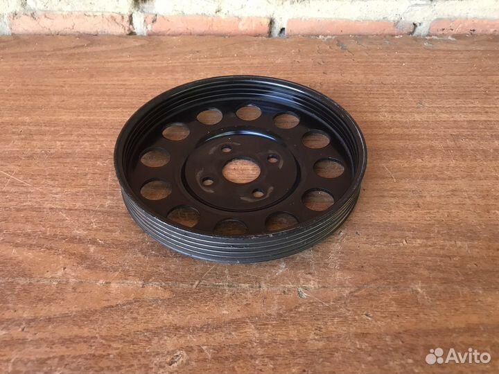 Шкиф помпы 1.6 Mitsubishi Lancer 9