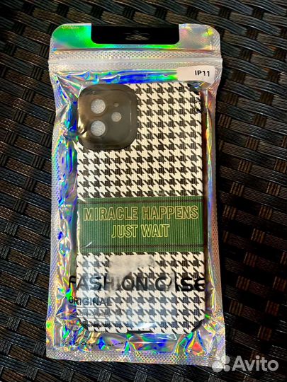 Чехол на iPhone 11 бампер накладка