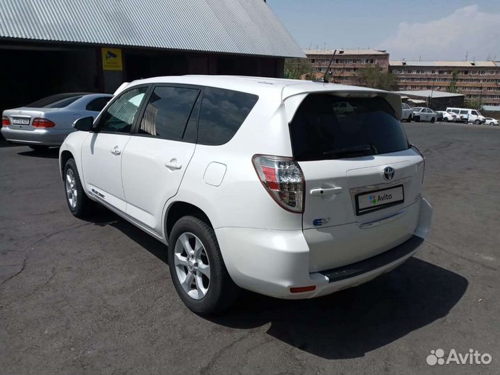 Toyota RAV4 154 л.с. AT, 2012, 149 000 км