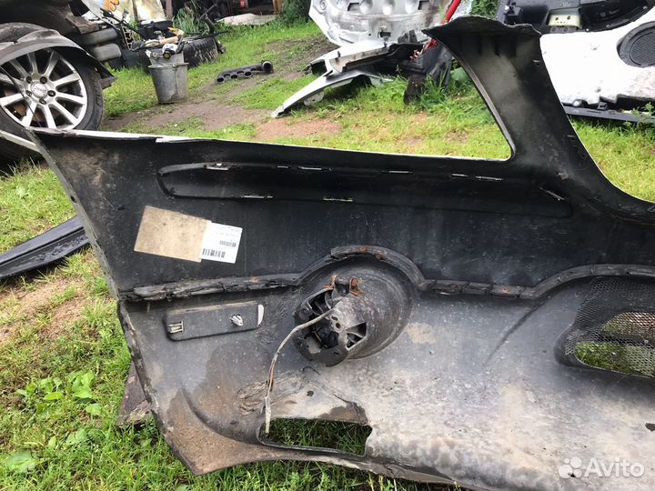 Бампер передний Chrysler Pacifica