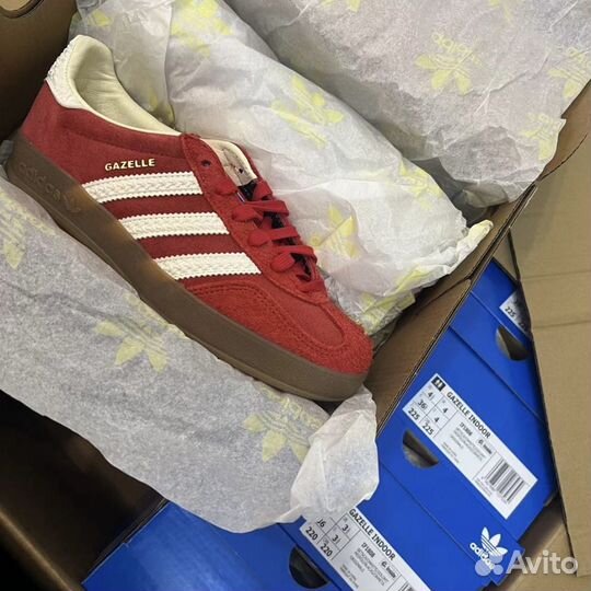 Adidas gazelle indoor красные оригинал женские