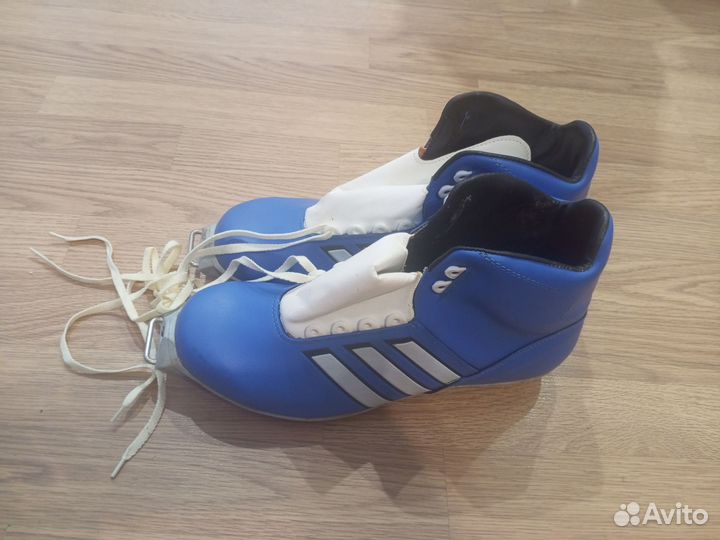 Лыжные ботинки adidas