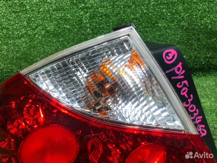 Комплект фонарей задний Nissan Fuga Y50 PY50 PNY50