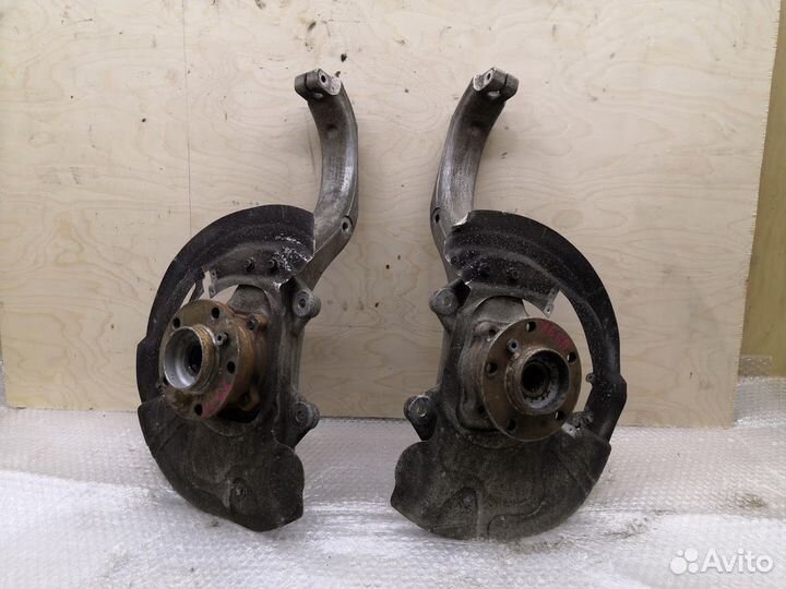 Передний кулак BMW X5 X6