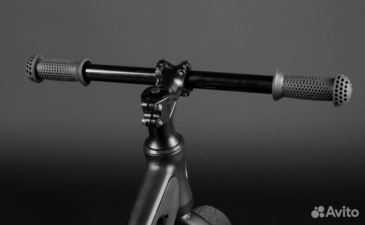 Беговел horh flame 14