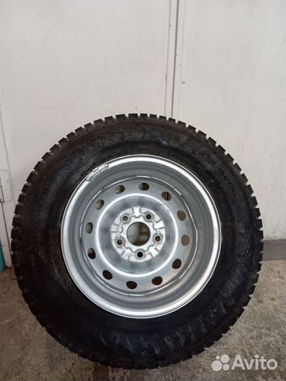 Колесо на запаску 205/70 R15, с Хундай Н 1