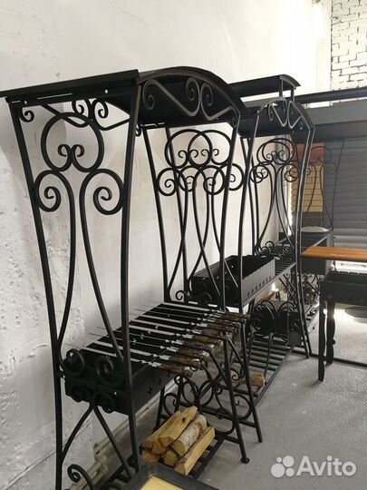 Мангал кованый крыша