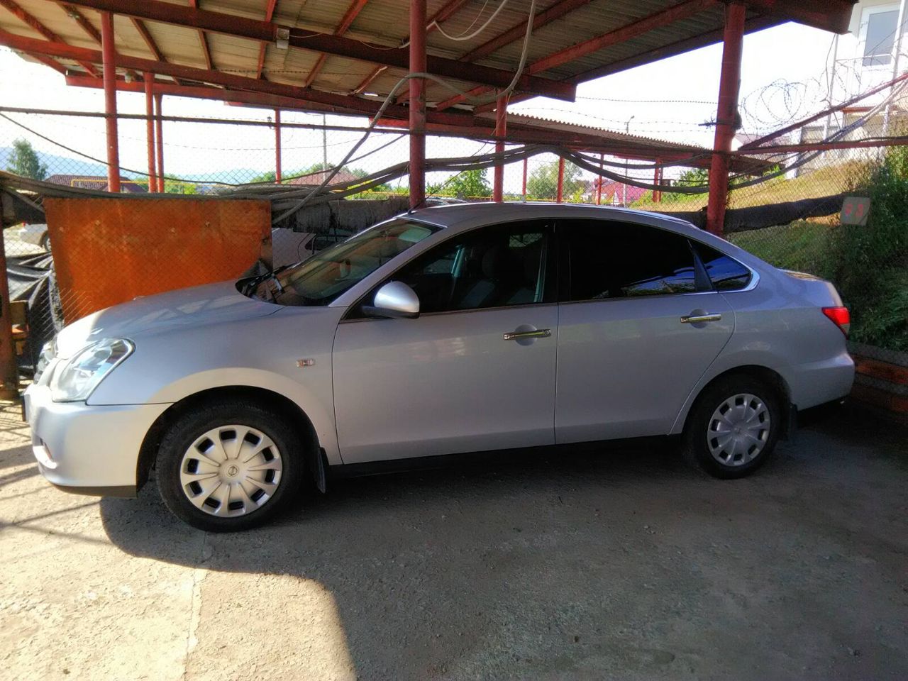 Nissan Almera: фото владельца