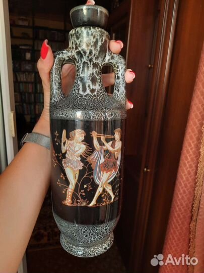 Графин со стопками