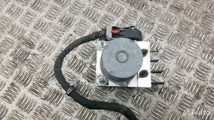 Блок ABS Hyundai Sonata YF 2013 58920-3Q500