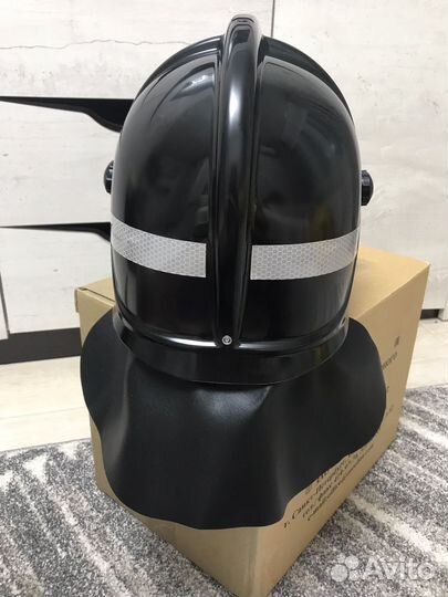 Шлем-каска пожарного спасателя