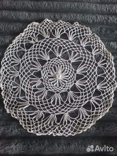 Салфетки и шитье вязаные крючком