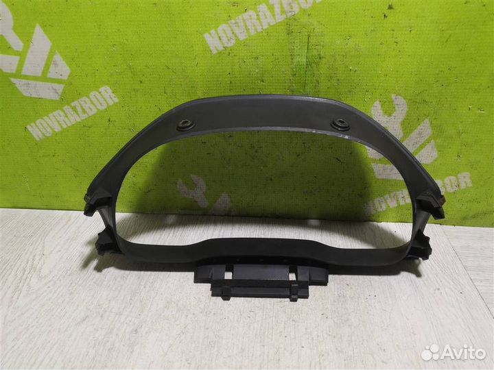 Накладка (кузов внутри) Шкода Октавия А4