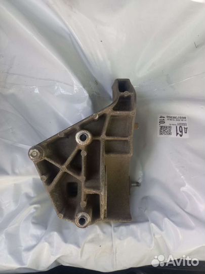 Крепление генератора granta