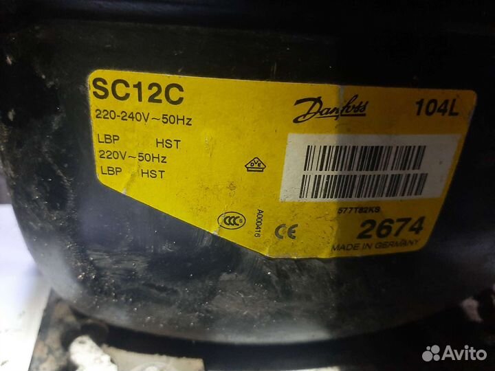 Компрессор с радиатором и блоком управления